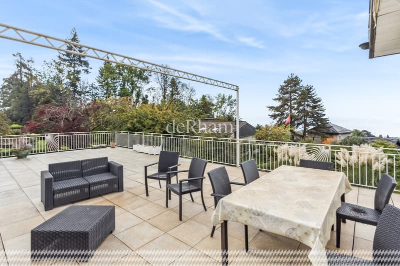 Maison individuelle de 7.5pces avec vue sur le lac (8)