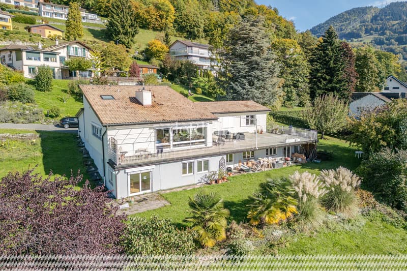Maison individuelle de 7.5pces avec vue sur le lac (9)