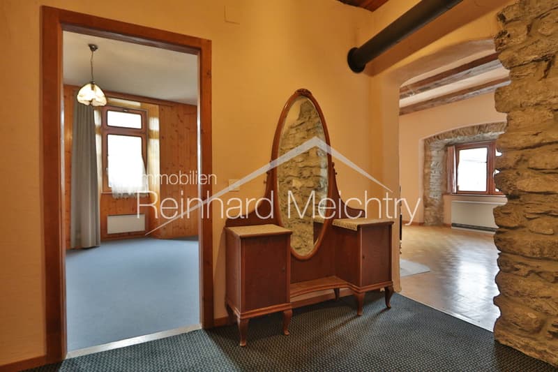 Historisches Wohnhaus mit 3 Wohnungen mit Blick auf das Leuker Schloss (8)