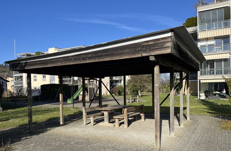 Sonnige 4.5-Zimmer Attikawohnung mit grosser Terrasse und Parkplatz in der Tiefgarage. (23)