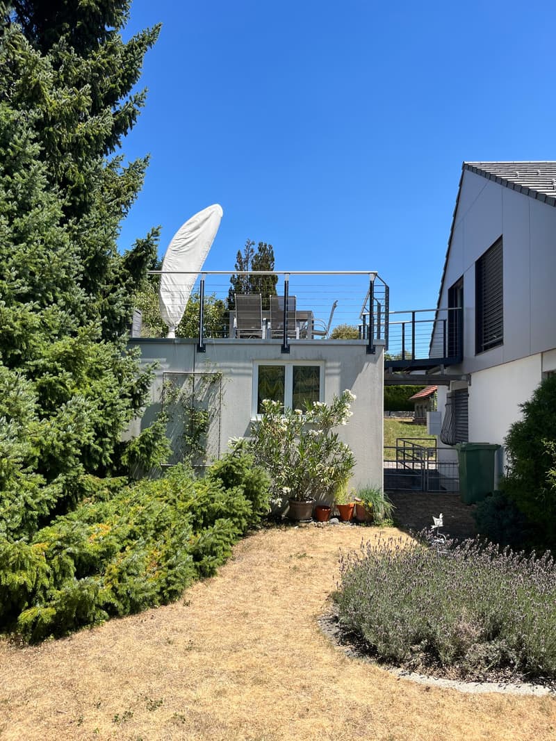 Einfamilienhaus (einseitig angebaut) an ruhiger Lage mit charmantem Garten. (19)