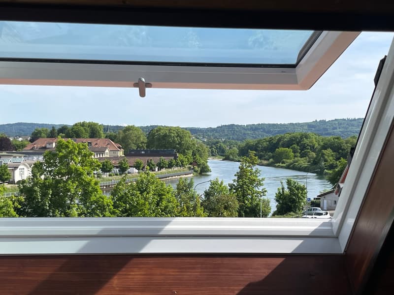 Mehrfamilienhaus mit 4 Wohnungen an schönster Lage direkt an der Aare. (28)