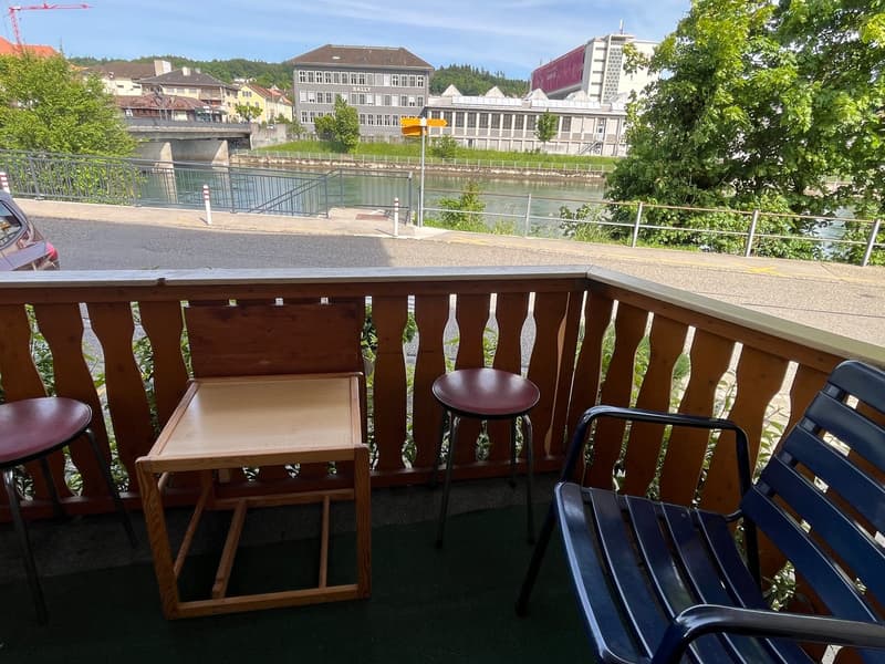 Mehrfamilienhaus mit 4 Wohnungen an schönster Lage direkt an der Aare. (10)