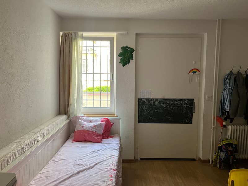 Mehrfamilienhaus mit 4 Wohnungen an schönster Lage direkt an der Aare. (7)
