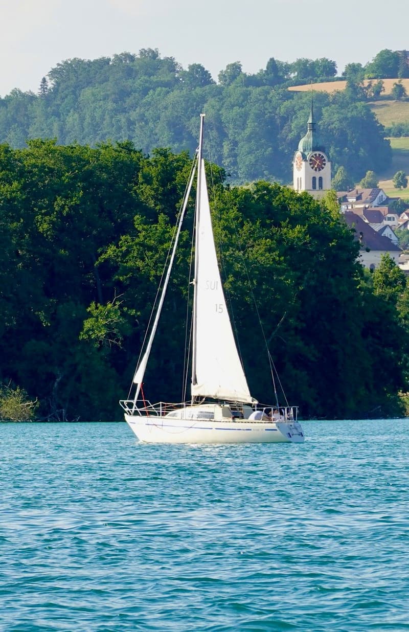 Kleinhaus an idyllischer Lage (Landparzelle). (2)