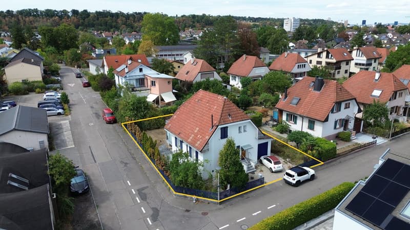 Charmantes Einfamilienhaus mit Garage, Wintergarten, Fonduestübli und Schopf an ruhiger Lage. (2)