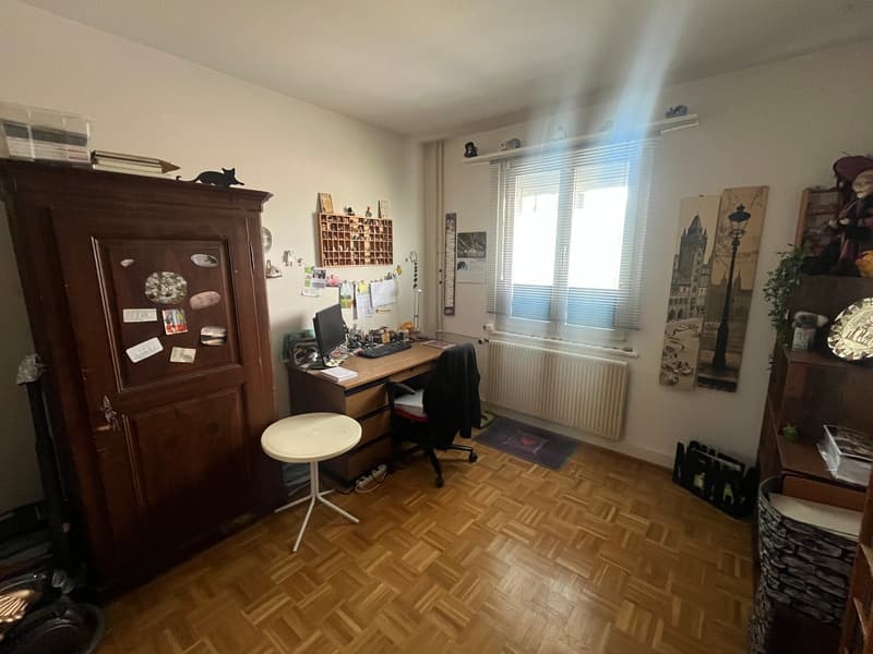 Charmantes Einfamilienhaus mit Garage, Wintergarten, Fonduestübli und Schopf an ruhiger Lage. (8)