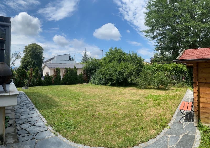 Charmantes Einfamilienhaus mit Garage, Wintergarten, Fonduestübli und Schopf an ruhiger Lage. (31)