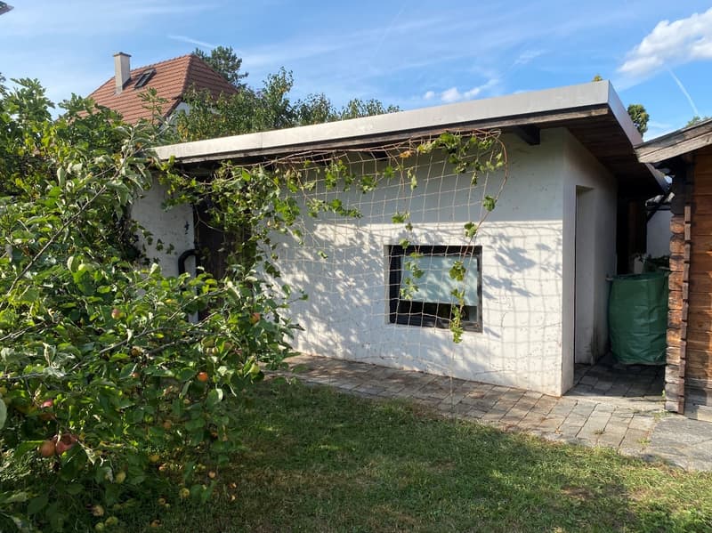 Charmantes Einfamilienhaus mit Garage, Wintergarten, Fonduestübli und Schopf an ruhiger Lage. (32)