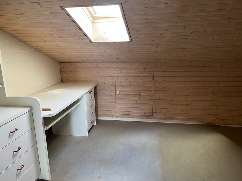 5.5 Zimmer-Reiheneinfamilienhaus mit Wintergarten, 2 Balkonen und 2 Garagenboxen. (19)