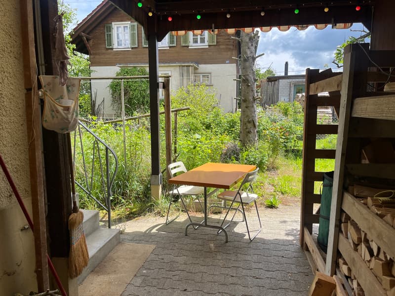 Einfamilienhaus an ruhiger Lage mit optimalem ÖV-Anschluss. (31)
