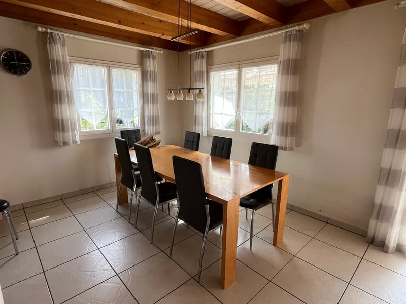 Einfamilienhaus an ruhiger Lage. (8)