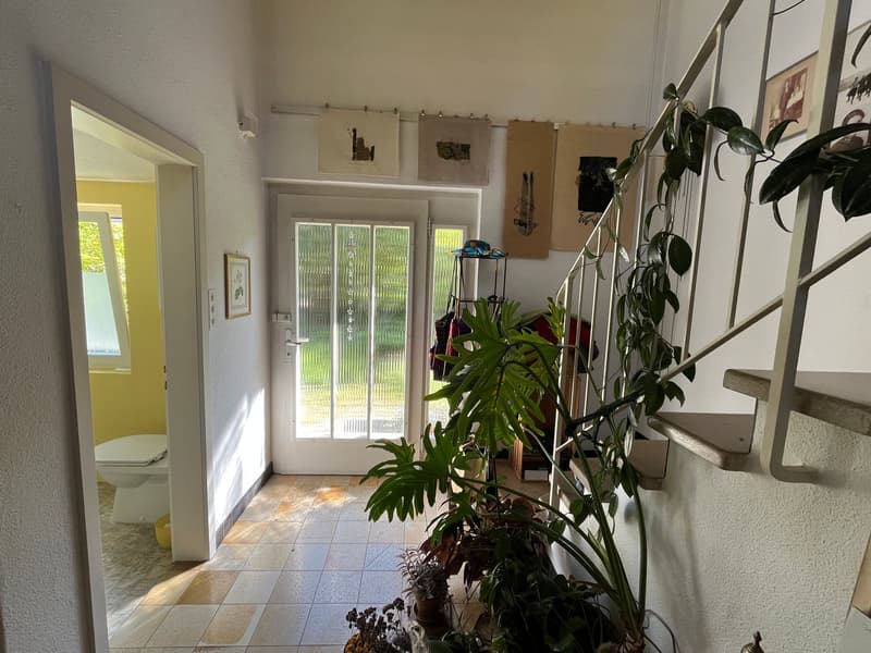 Charmantes 4.5 Zimmer-Einfamilienhaus in ruhiger Lage in Menziken. (5)