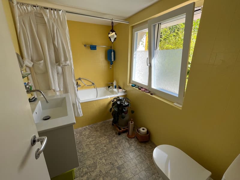 Charmantes 4.5 Zimmer-Einfamilienhaus in ruhiger Lage in Menziken. (9)