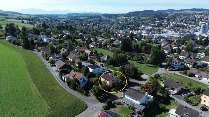 Charmantes 4.5 Zimmer-Einfamilienhaus in ruhiger Lage in Menziken. (1)