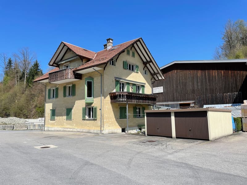 Charmante 4-Zimmer-Wohnung mit Balkon in Schüpfheim – ab sofort verfügbar (1)
