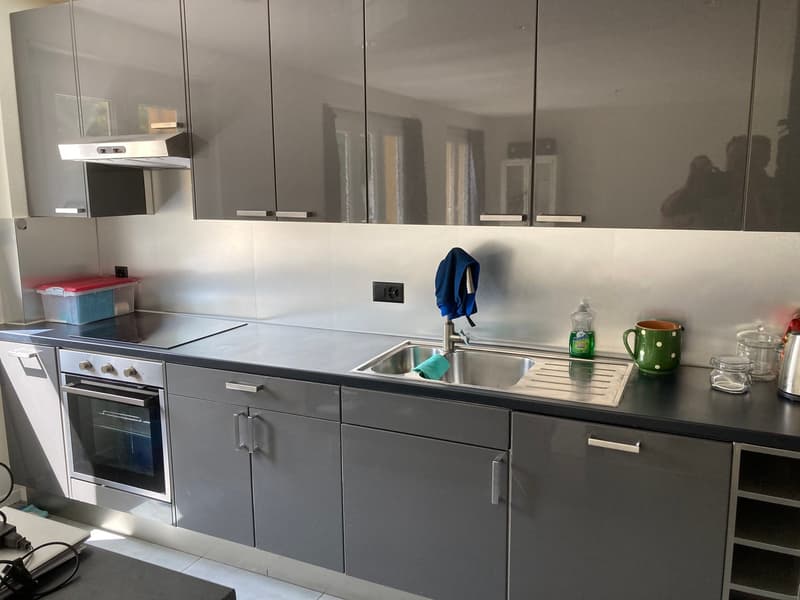 Charmante 3.5-Zimmer-Wohnung im Herzen von Konolfingen (3)