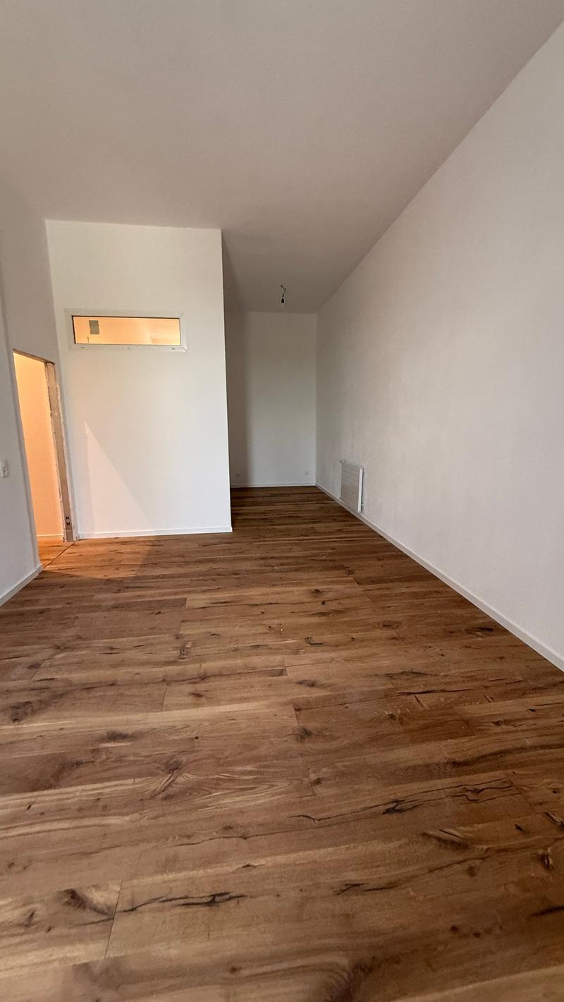 Erstbezug nach Komplettumbau – Moderne 3.5 Duplex-Wohnung mit Charme in Grafenried (15)