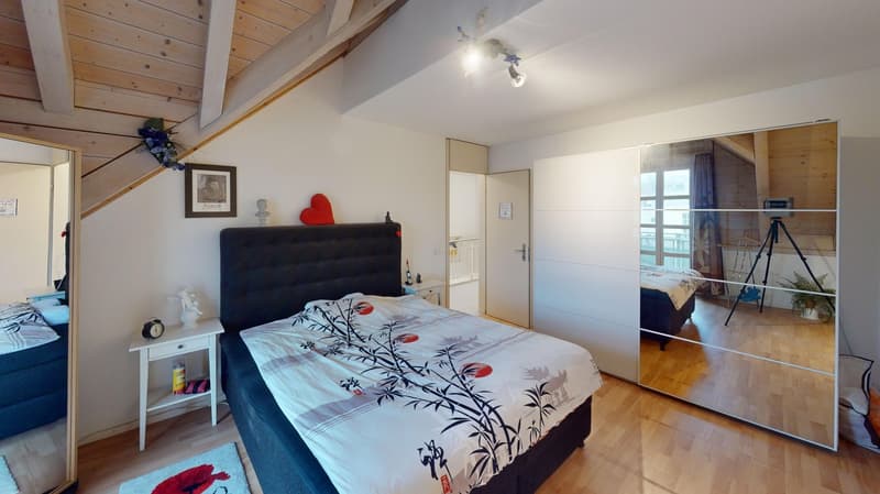Helle, grosszügige 5.5-Zimmer-Maisonettewohnung mit 3 Parkplätzen an zentraler Lage in Burgdorf (8)