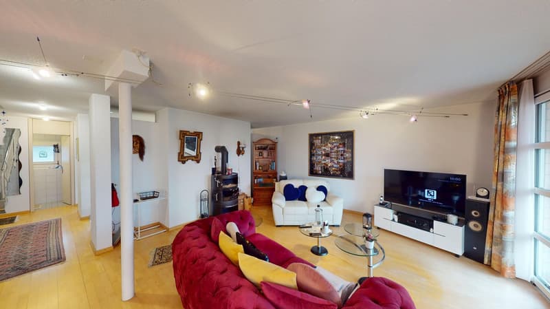 Stilvolle 5.5-Zimmer-Maisonette mit Charakter (2)