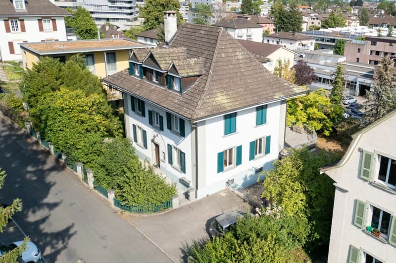 3-Familienhaus an zentraler Bieler Lage (12)