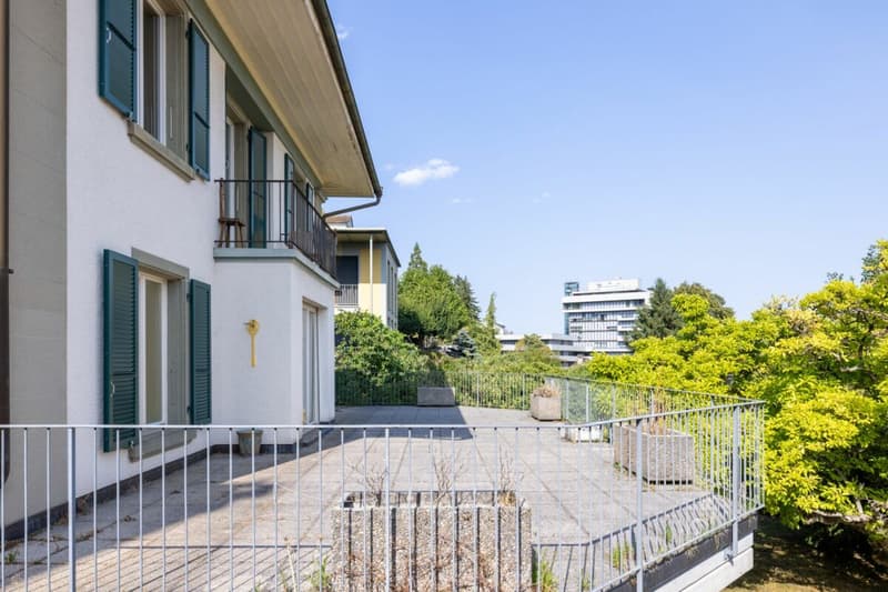 3-Familienhaus an zentraler Bieler Lage (10)