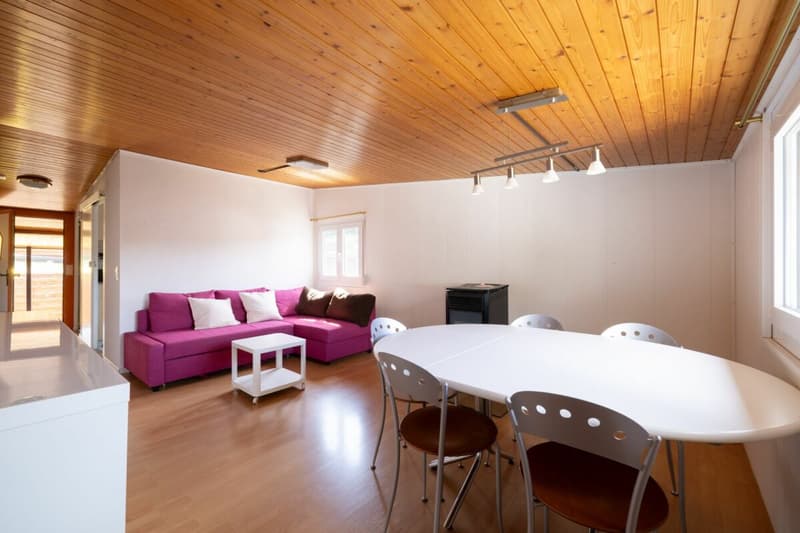 3.5-Zimmer-Bungalow mit Doppelparzelle im Caravaning Gletterens (6)