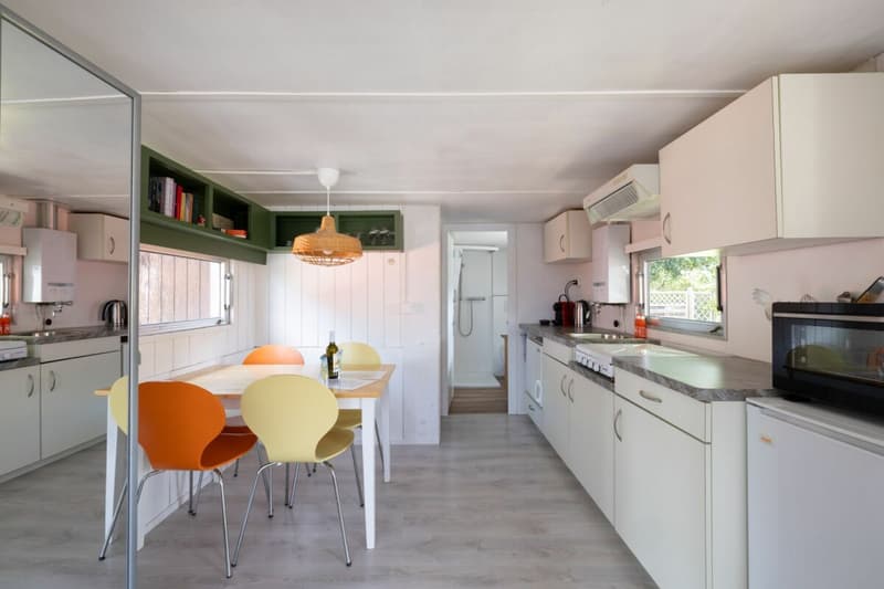 Gemütliches 2.5 Zimmer Bungalow in Gletterens (4)