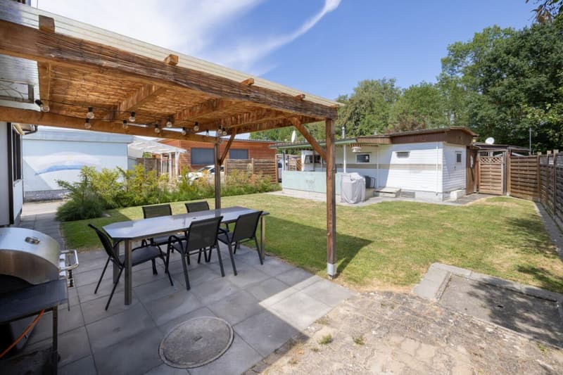 Schönes 3.5-Zimmer-Bungalow an ruhiger Lage im Caravaning Gletterens (9)