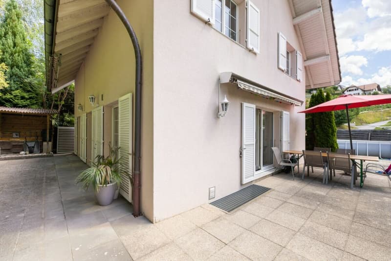 6.5 Zimmer Einfamilienhaus mit grossem Platzangebot in Plasselb (13)