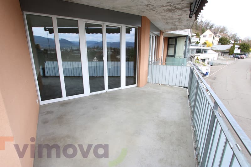 Top living comfort in a popular residential area in Laufen (8)