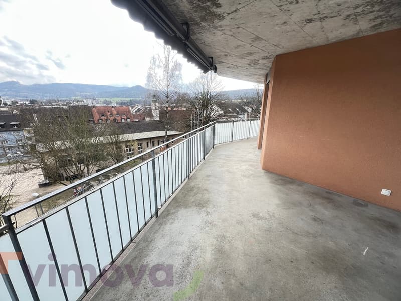 Top living comfort in a popular residential area in Laufen (9)