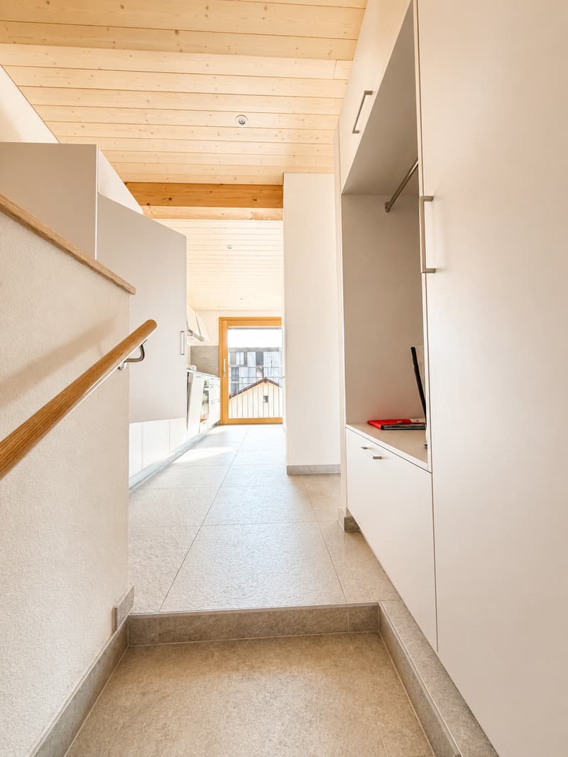 Charmant appartement de 2,5 pièces au dernier étage à Givisiez (5)