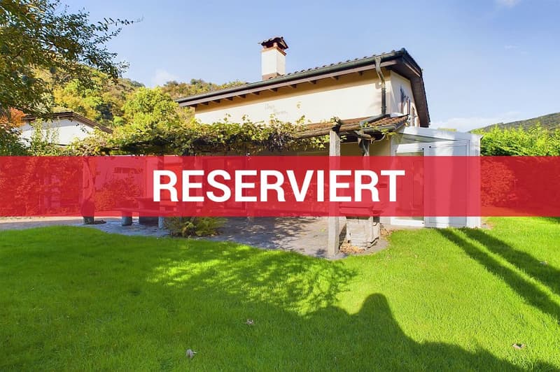 Wunderschönes, charaktervolles Haus in traumhafter Seelage (1)