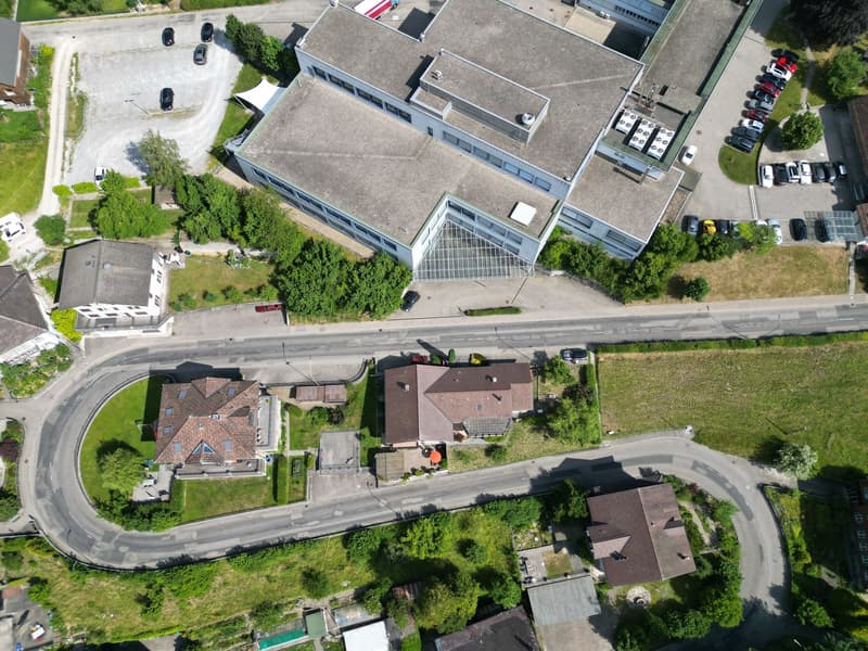 Charmantes 5.5-Zimmer-Einfamilienhaus an sonniger Bestlage in Sumiswald (3)