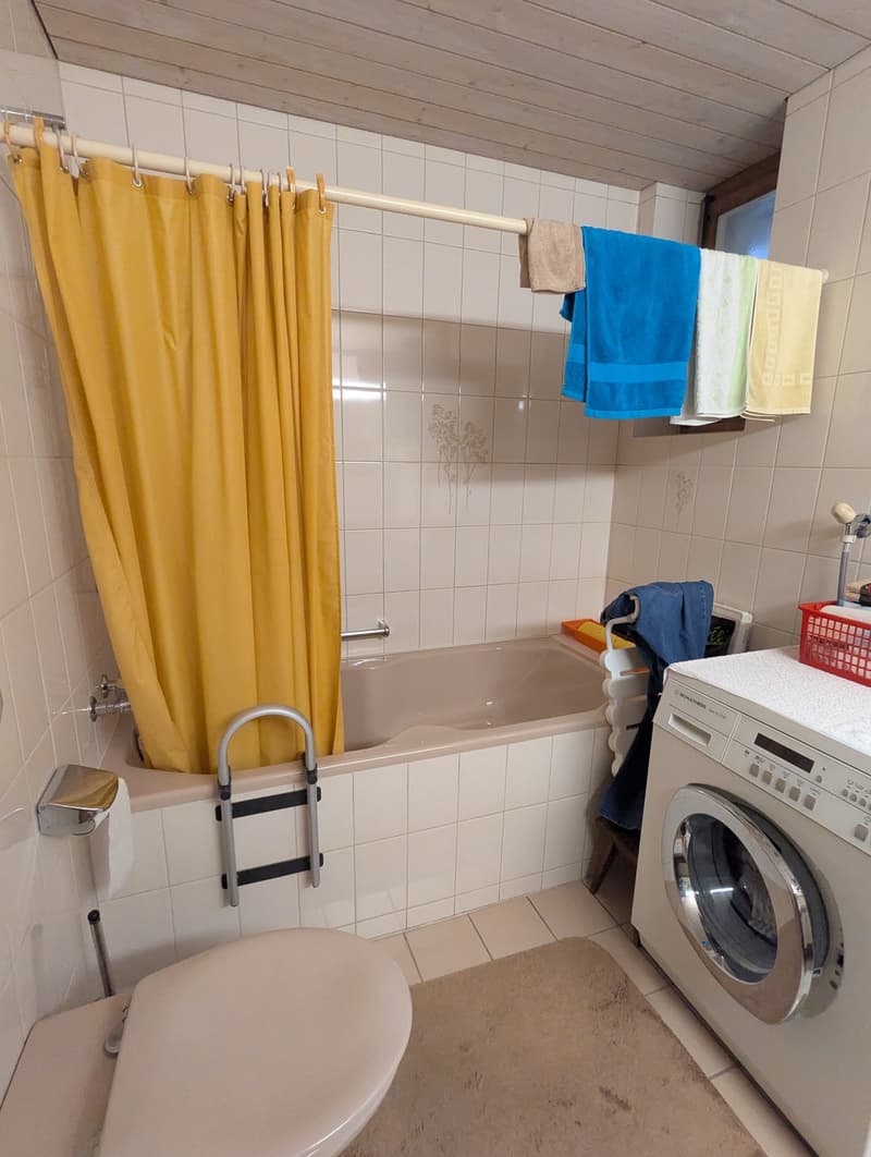 Charmantes 5.5-Zimmer-Einfamilienhaus an sonniger Bestlage in Sumiswald (6)