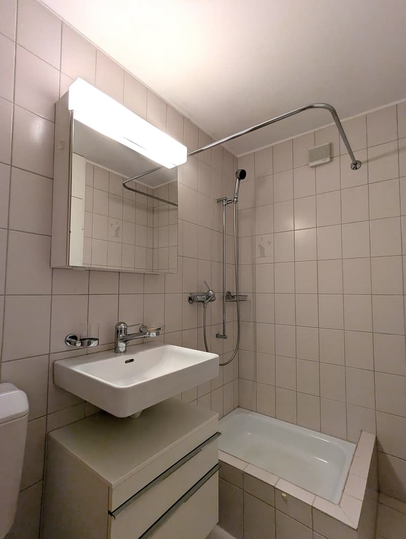 Bad mit Dusche