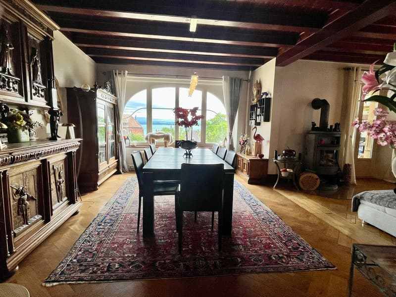 Maison de charme de 9,5 pièces avec vue sur le lac et les Alpes (3)