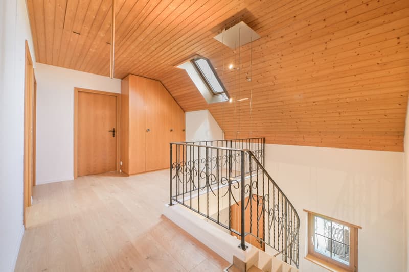 6.5-Zimmer-Einfamilienhaus mit Traumgarten und Whirlpool an unverbaubarer Lage (9)