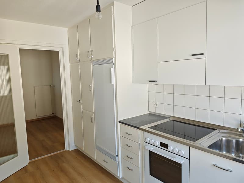 Charmante 3.5-Zimmer-Wohnung mit Balkon in Baar – ab sofort verfügbar (5)