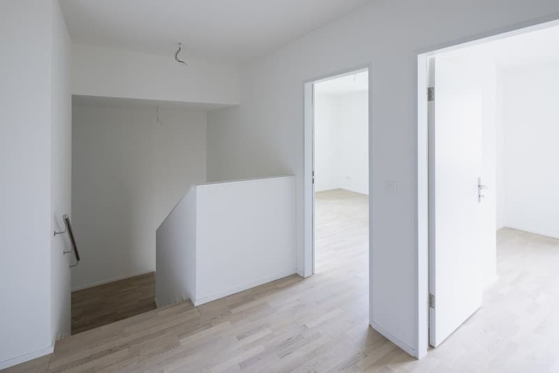 Top moderne 4.5 Zimmer-Maisonettewohnung in der Überbauung Weierweg (6)