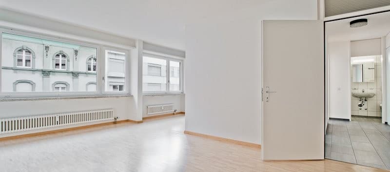 Moderne Wohnung an zentraler Lage.. (5)