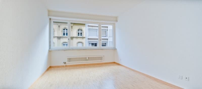 Moderne Wohnung an zentraler Lage.. (4)