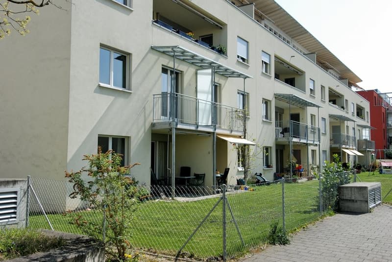 Helle Dachwohnung an ruhiger Lage (2)