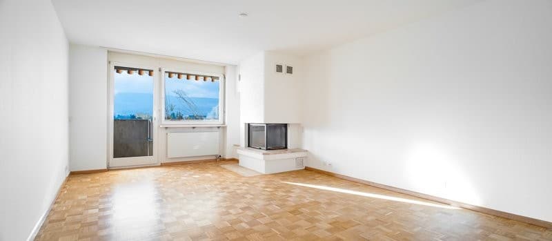Dachwohnung mit Cheminée (4)