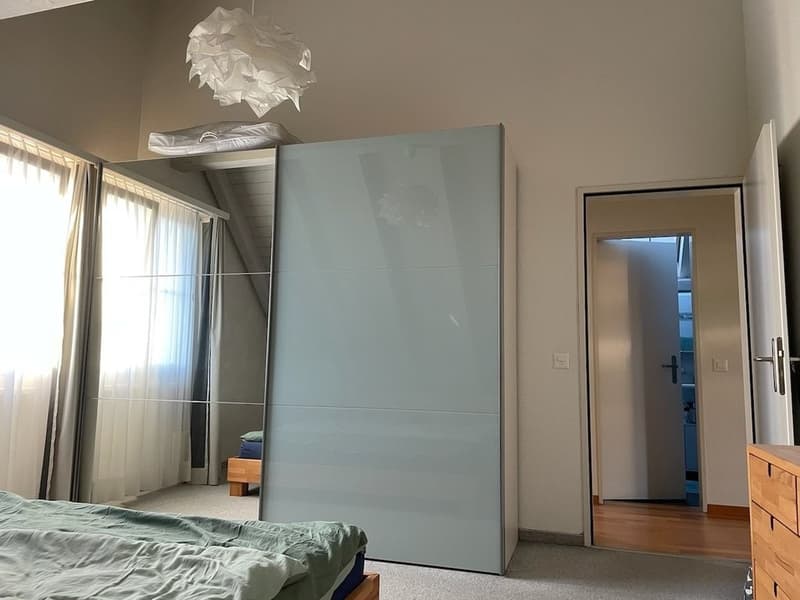 Charmante 3.5-Zimmer-Dachwohnung mit Cheminée in Bonstetten (8)
