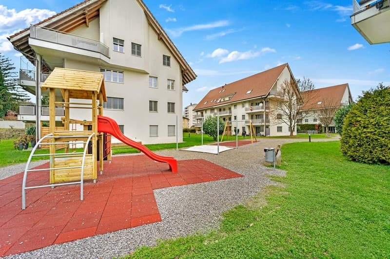 06_Maisonettewohnung_2.5_Zi_3._Stock_Mitte_-_Urdorferstrasse_59_8953_Dietikon_web.jpg
