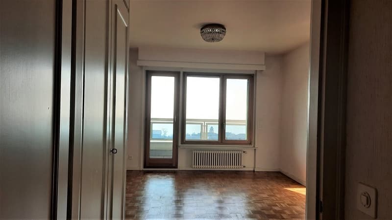 Splendide logement avec une vue sur le lac (3)
