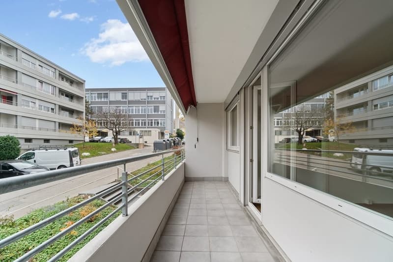Joli appartement à proximité des commerces et des transports publics (5)