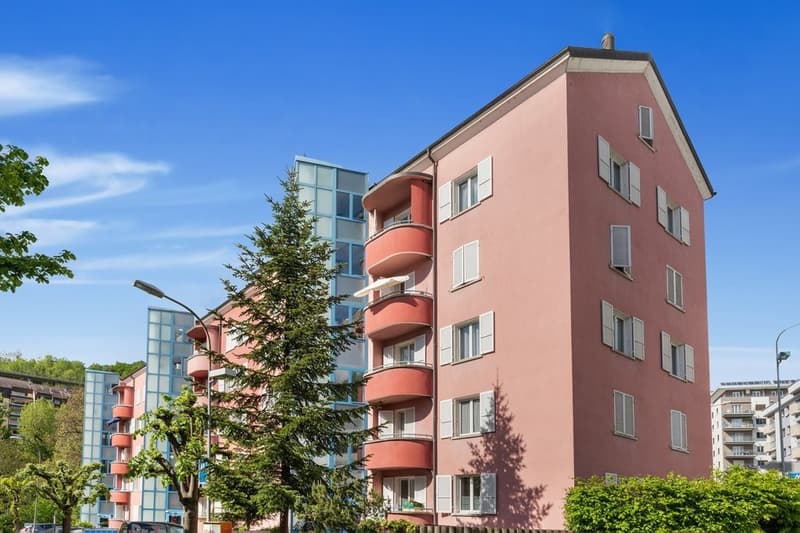 Charmant studio avec balcon dans un quartier calme (7)